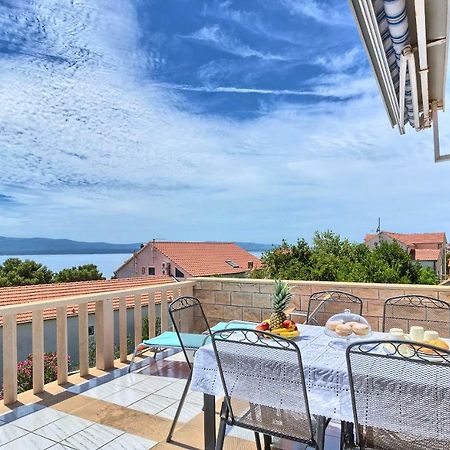 Lantana Apartment Бол Екстериор снимка