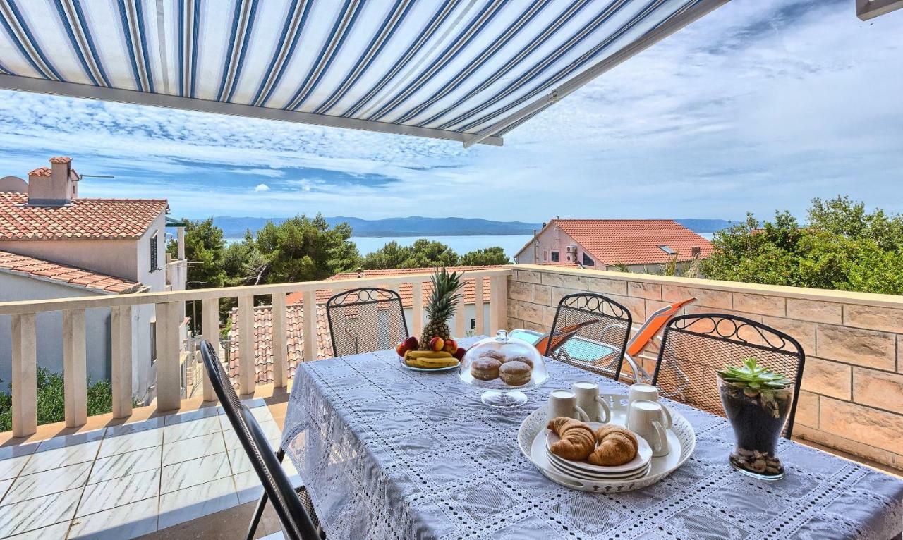 Lantana Apartment Бол Екстериор снимка