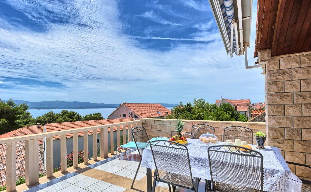 Lantana Apartment Бол Екстериор снимка