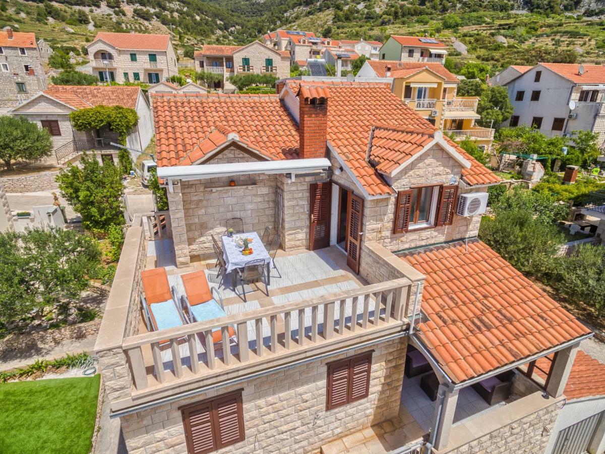 Lantana Apartment Бол Екстериор снимка
