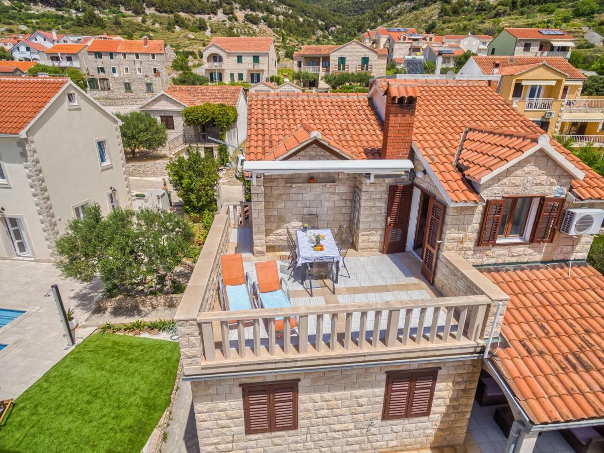 Lantana Apartment Бол Екстериор снимка